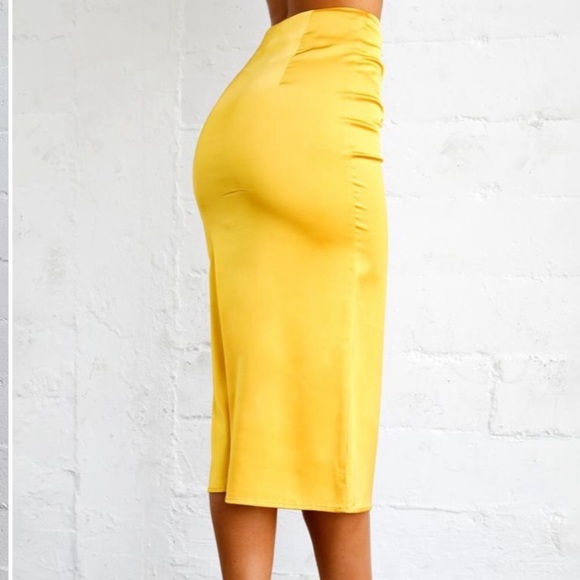 Gold yellow midi skirt (from Tiger Mist) - Picture 3 of 5